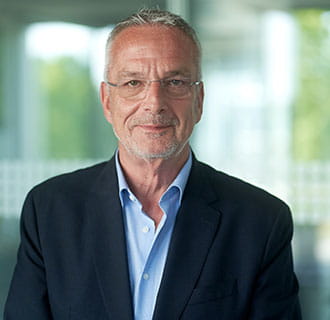 Members of the jury in the "Drone & anti-drone, robotics" category : Prof. Dr.-Ing Uwe Meinberg